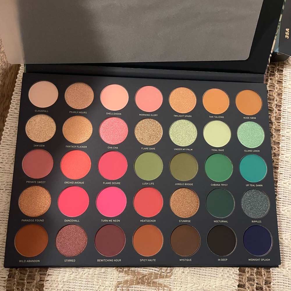 Morphe 35A Palette - Picture 5 of 5
